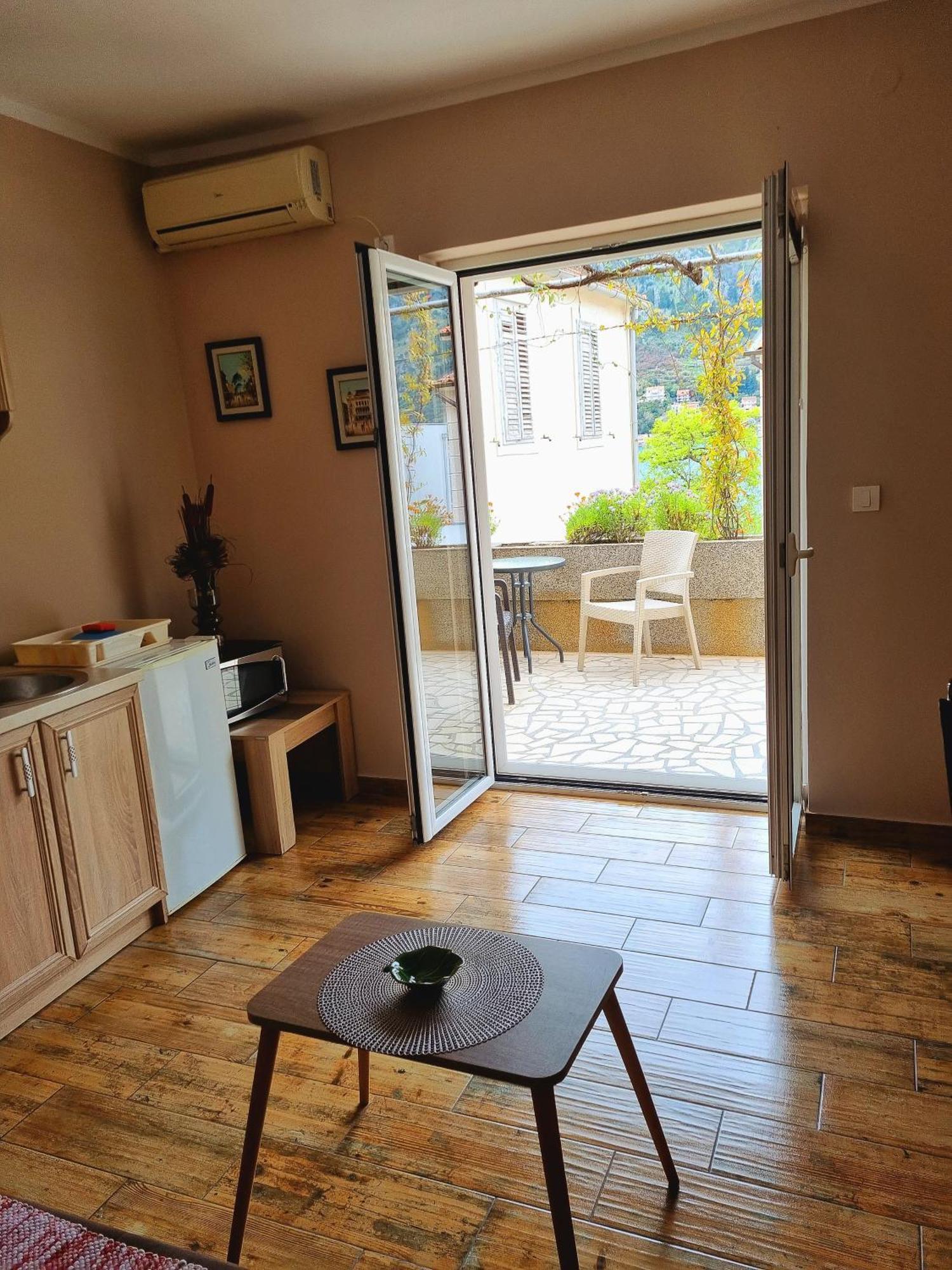 Apartment Krstos Place Kotor