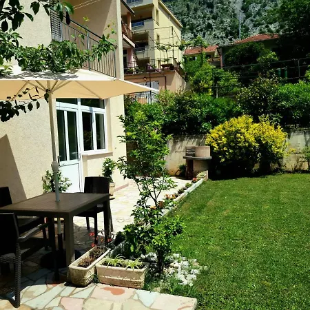 Apartments Krstos Place Kotor Exterior foto