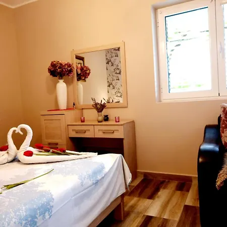 Apartments Krstos Place Kotor Zimmer foto