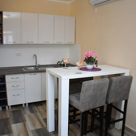 Apartments Krstos Place Kotor Exterior photo